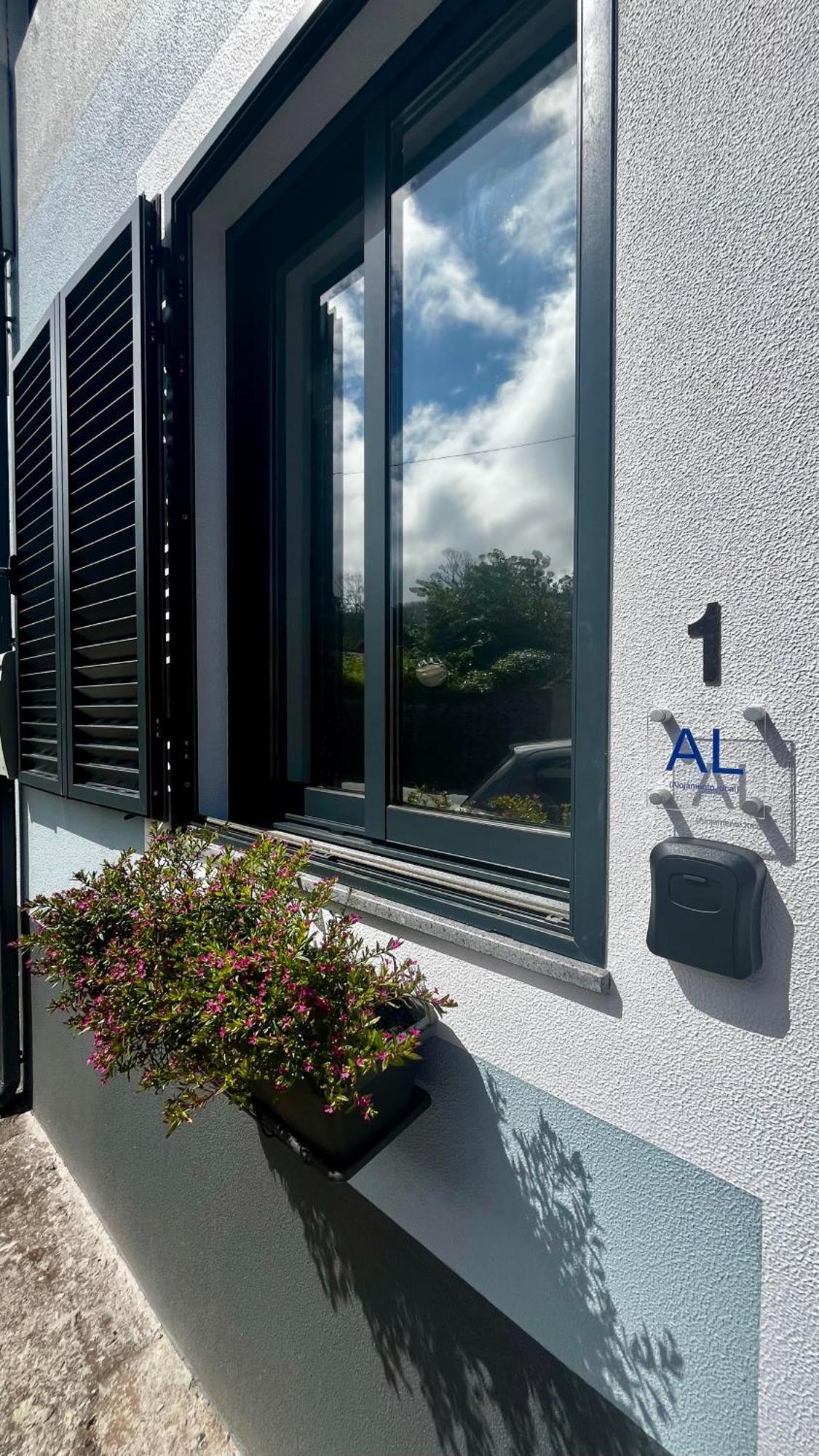 Anastacio Tiny House Apartamento Porto Moniz Exterior foto